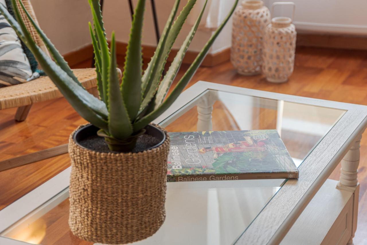 Apartment First & Urban Oasis - By Myhomeincomo