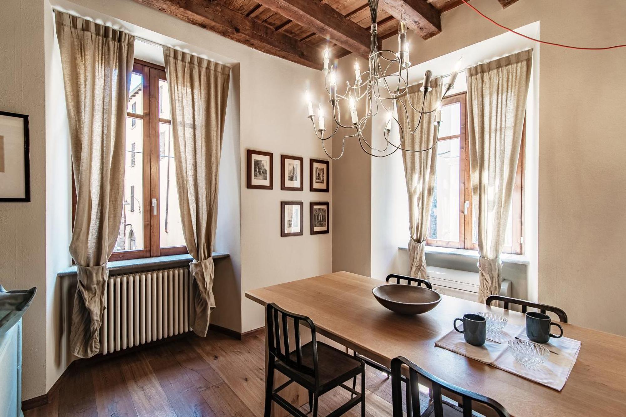 First & Urban Oasis - By Myhomeincomo Apartment